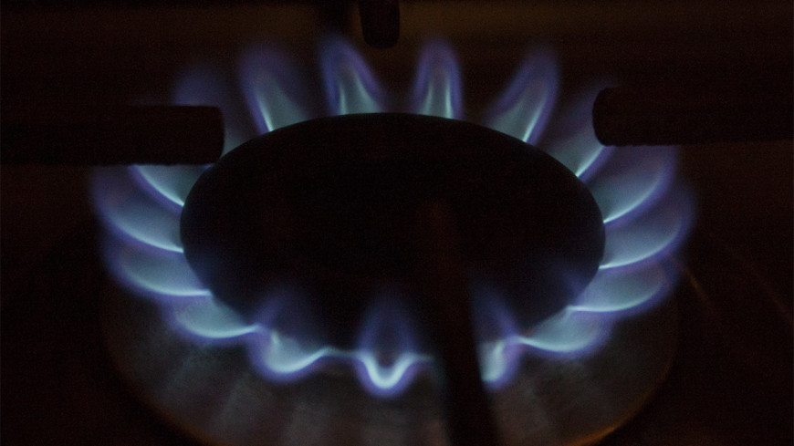 Цена на газ в Европе на закрытии торгов опустилась ниже 1 500 долларов