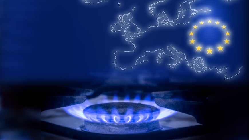 Цены на газ в Европе впервые с февраля в ходе торгов опускались ниже $900