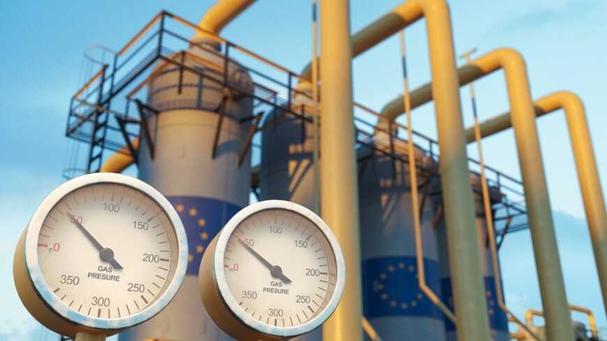 Цена газа в Европе снизилась до $1200