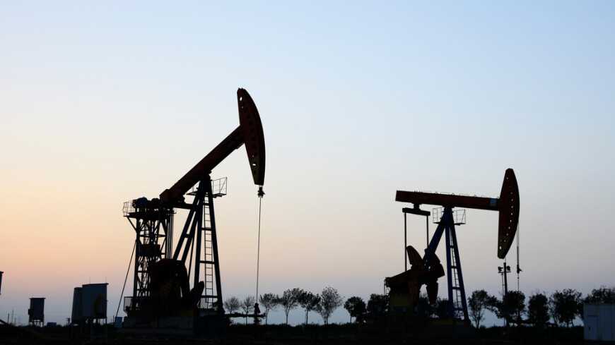 Запасы нефти в США за неделю снизились на три млн баррелей
